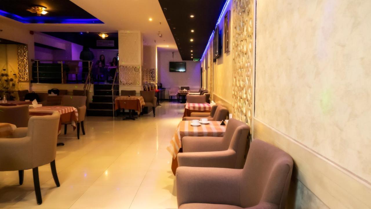 麦纳麦大厦酒店 外观 照片